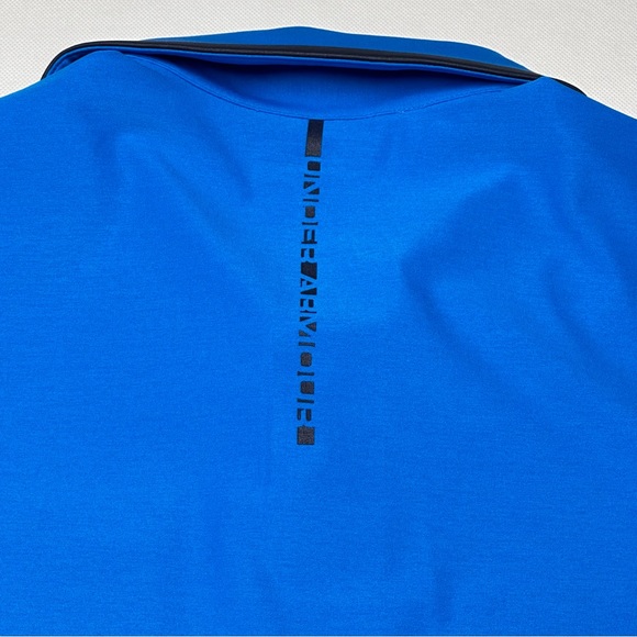 Under Armour Loose HeatGear Polo - Picture 6 of 6
